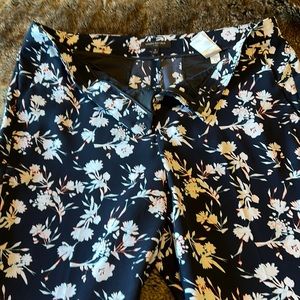 BR Avery Size 16 floral pant (used condition)